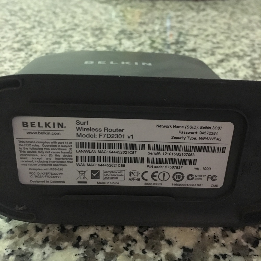 Belkin Surf Wireless Router - Picture 4 of 5